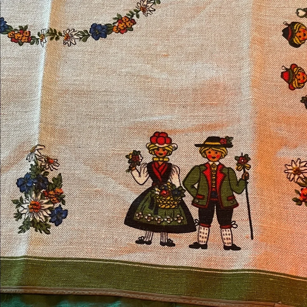 nagel charming tablecloth